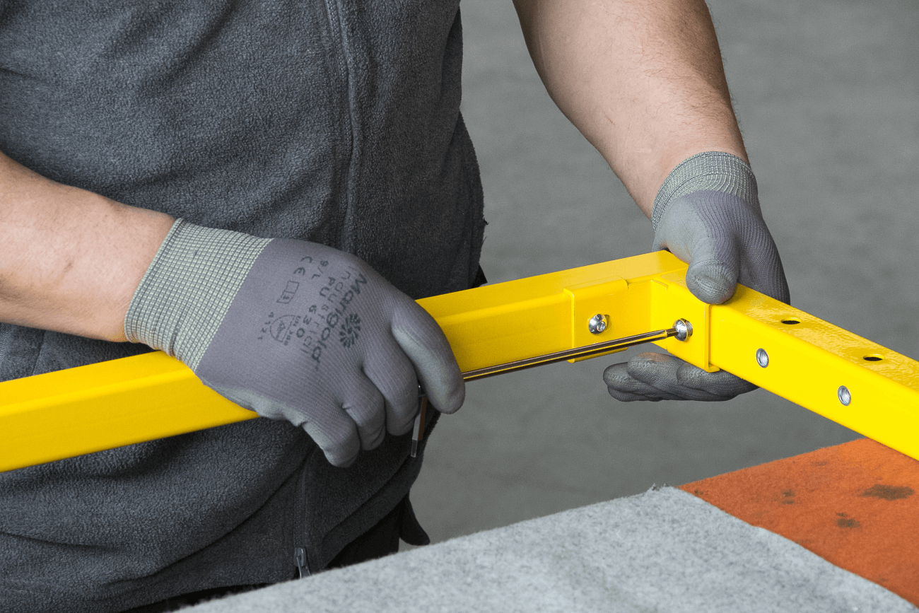 Satech Protezioni Perimetrali - Servizi post-vendita di premontaggio porte_5