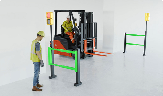 DynamicSafety      Sistemi di prevenzione collisione pedoni e carrelli elevatori