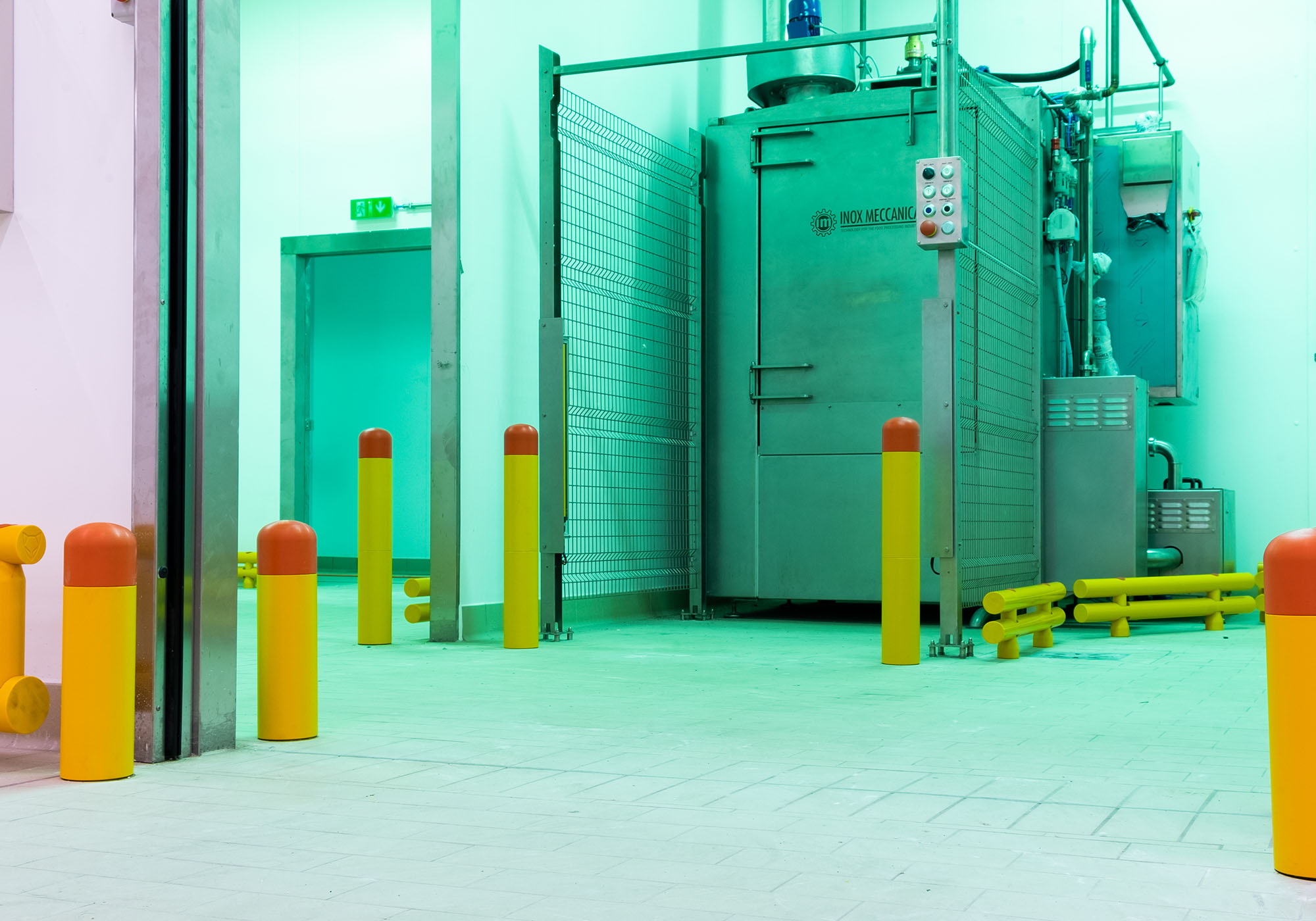 Satech–Barriere-Industria_Alimentare-Farmaceutica-acciaio-vs-polimero